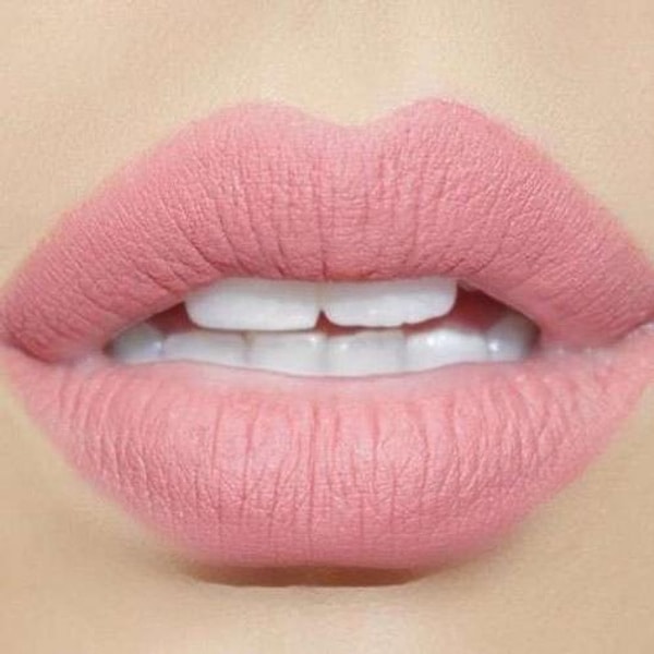 Вы нежная натура, которая знает себе цену