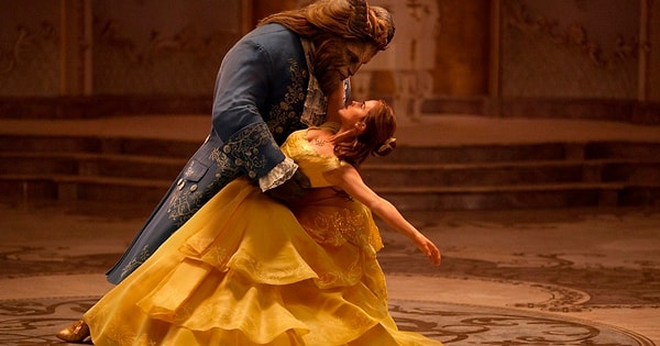 1. Начинаем с фильма "Красавица и чудовище". Как думаете, какой у него рейтинг?