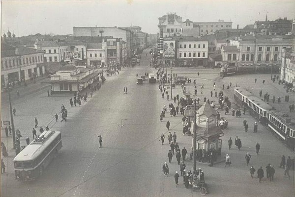 5. Теперь угадайте, что это за площадь: