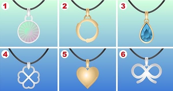 Выберите кулон: