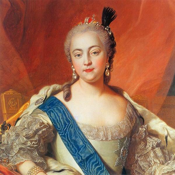 3. Сколько лет было Елизавете Петровне, когда она взошла на престол?