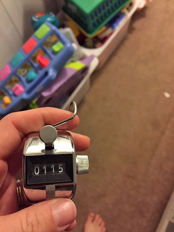 11. Мать подсчитала, сколько раз за день ребёнок спросил её "Почему?".