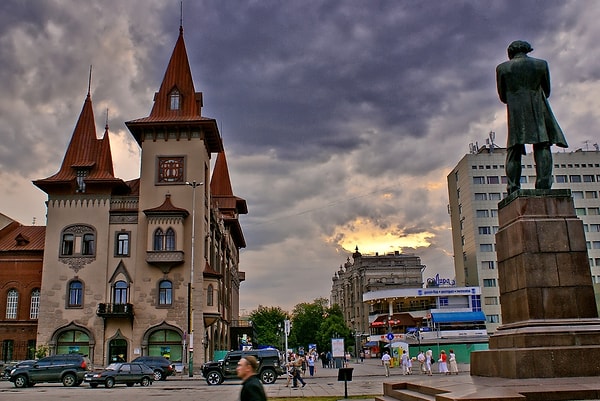 Браво! Именно Саратов возглавил список городов, чьи жители пьют больше всего!