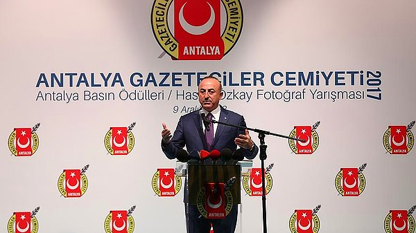 Dışişleri Bakanı Çavuşoğlu Antalya'da konuştu: 'STK üyeleri sorumluluk almalı'