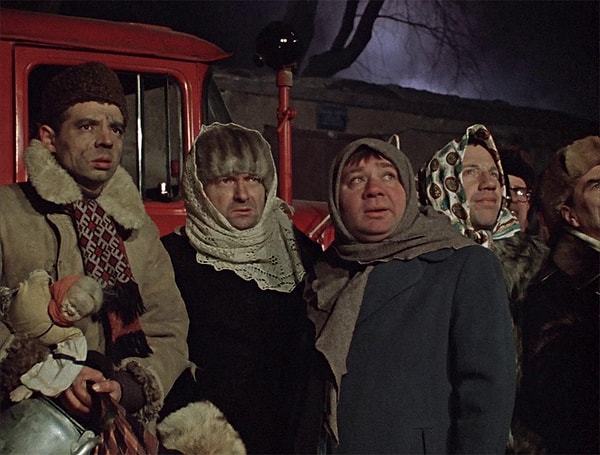 5. А лидер проката 1972 года - комедия "Джентльмены удачи" - сколько зрителей собрал?