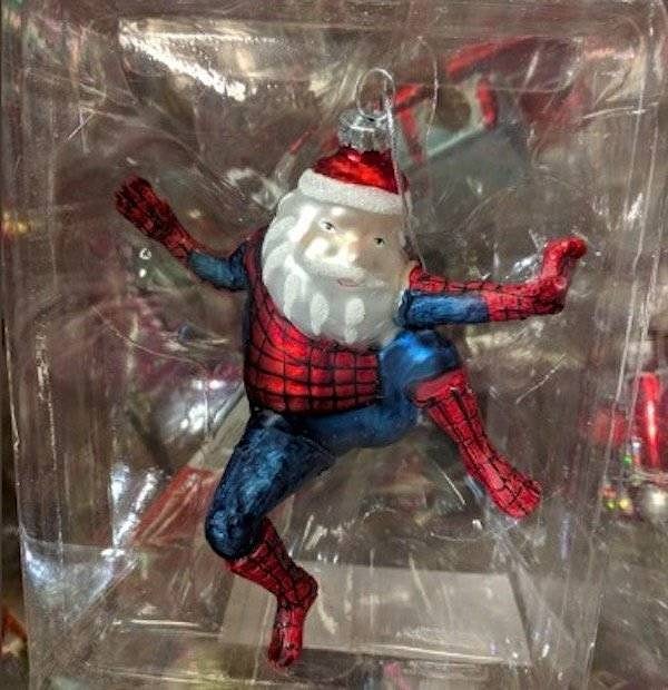 9. Дед-паук или Человек-мороз?