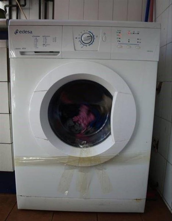 13. Нет такой проблемы, которую нельзя решить скотчем... Наверное