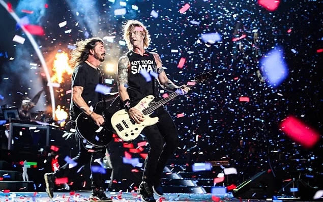 6. Guns N' Roses