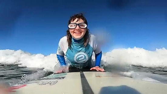 Azmiyle Sizi Kendine Hayran Bırakacak Görme Engelli Sörfçü: Carmen Lopez