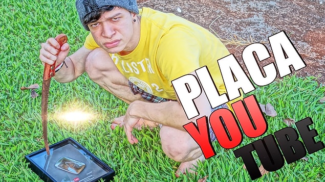 9. Ardan Felix - Cortando o Botão do YouTube