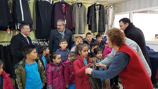 Uzlaştırma Heyeti 'Önce Çocuklar' Dedi: Toprak İşgali Davası Öğrencilere Kışlık Kıyafet Alınarak Kapatıldı