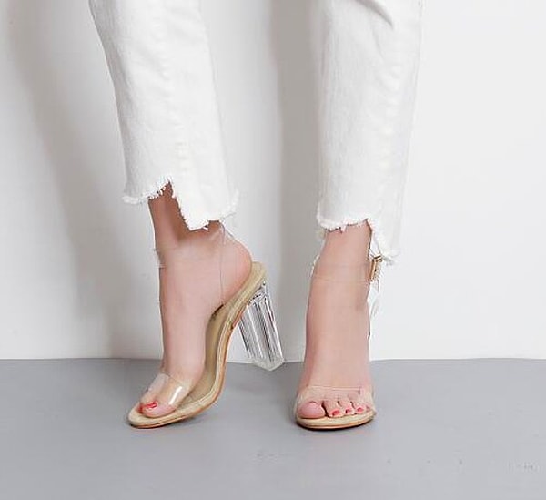 7. Прозрачная обувь