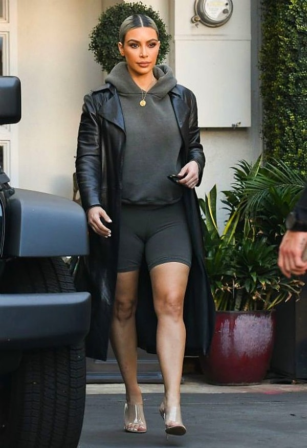 11. Короткие шорты