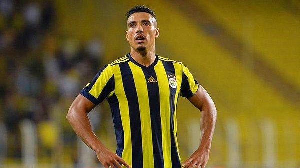 Habere göre bir Fenerbahçe yöneticisi transferi doğrularken henüz resmi bir anlaşmanın sağlanmadığını belirtti.