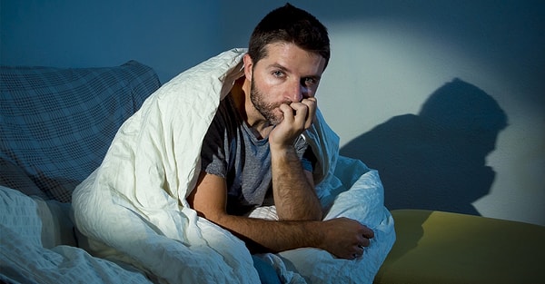 2. Как человек может 8 дней продержаться без сна?