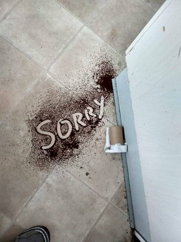 1. Такое себе извинение. Лучше бы убрал за собой