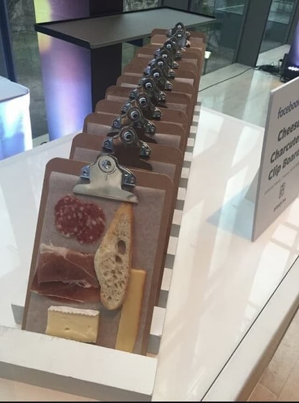 8. Хм, и чем только руководствовался человек, который это придумал?