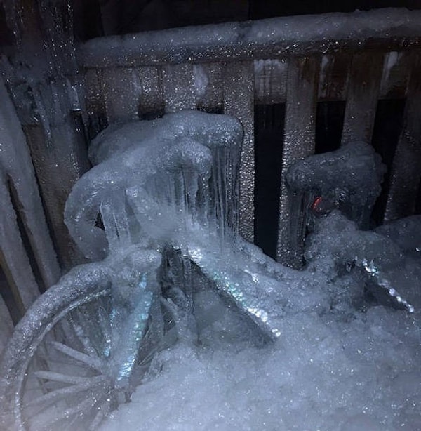 23. Но вот на велосипеде всё же лучше не кататься!