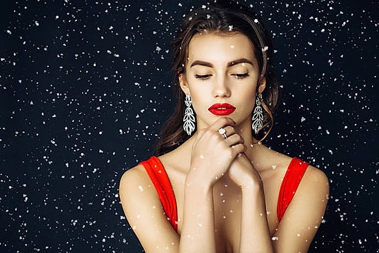 Тест: То, с каким макияжем вы встретите Новый год, расскажет, что он вам принесет