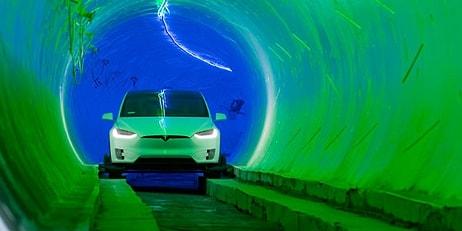 Elon Musk'ın İnşa Ettiği Devasa Yer Altı Tünelinde Araçlar 250 Kilometre Hızla Gidecek