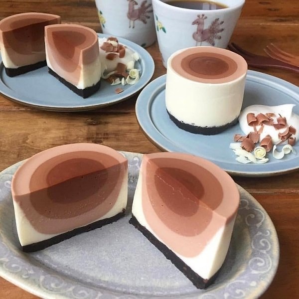 10. Даже жалко есть такую красоту...