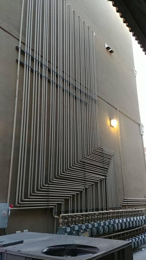 16. Оказывается, водопроводные трубы могут выглядеть не безобразно :)