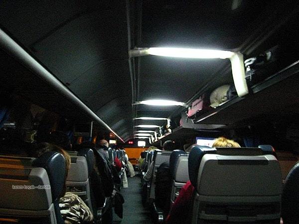 50 yaşında şehirler arası yolculuk yaparken otobüsün şoför kabininde yapacaksın.