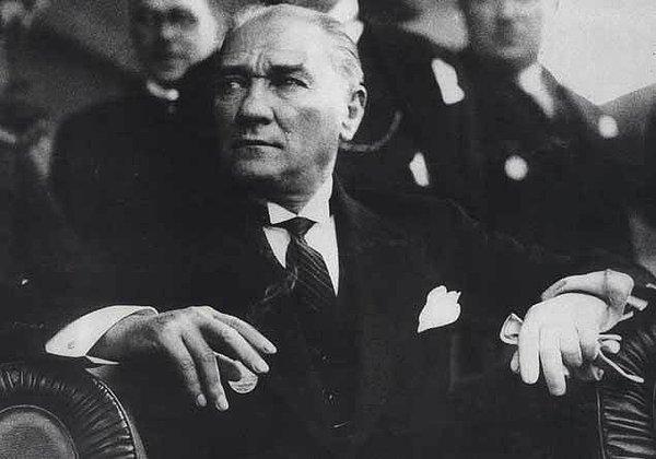 2. Atatürk'ün burcu neydi?