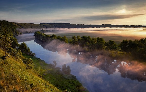 9. В какое море впадает Дон?