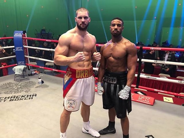 22. Флориан Мунтяну и Майкл Б. Джордан показали нам фото без рубашек со съемок «Крид 2».