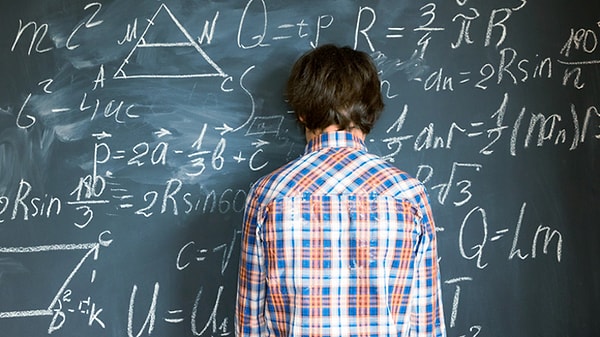 6. А как называются дроби, у которых после запятой следует нескончаемое количество чисел?