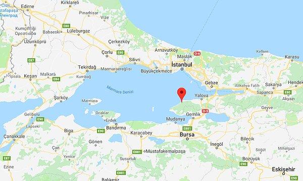 Saat 09:34'te gerçekleşen deprem İstanbul, Balıkesir ve Bursa dahil olmak üzere çevre illerde de hissedildi.