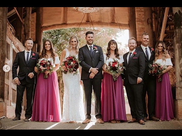 5. Затем она записалась в салон Рианнон, который находился в доме ее семьи, где в то время жил Дэниел.