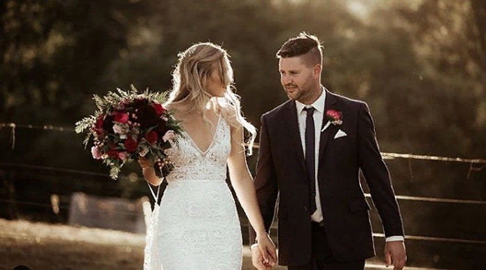 Удивительная любовная история: они познакомились на следующий день после своего рождения, а через 30 лет поженились