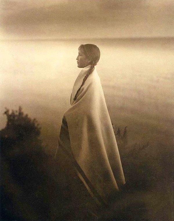 7. Ojibwe Kızı, Minesota, 1907