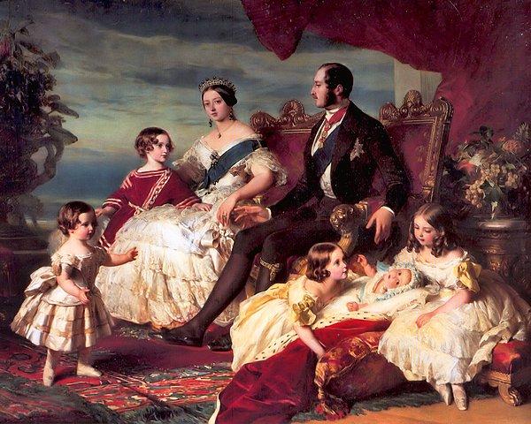 Kraliçe Victoria’ya doğum sırasında o zamana kadar yasak olan kloroformun verilmesi anestezinin önünü açtı ve bu da beraberinde doğumun hastaneye taşınmasına neden oldu.