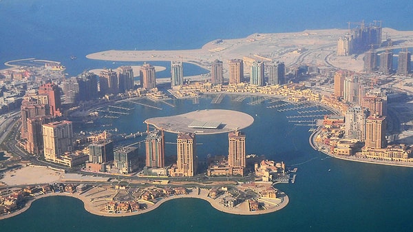4. В какой стране находится город Доха?