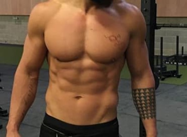 4. Вы определенно знаете, кто это :)