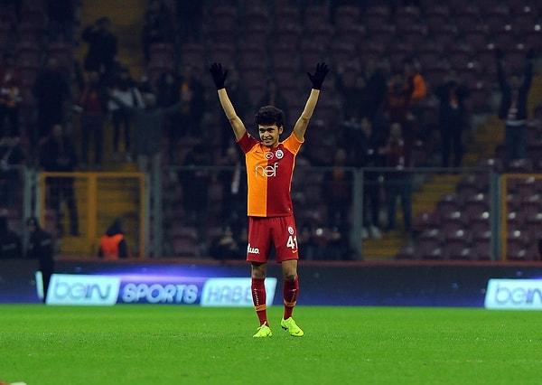 Mustafa, 2013 yılında Denizlispor altyapısından transfer edilerek Galatasaray altyapısına kazandırılmıştı. Genç futbolcunun sarı-kırmızılılarla 2020 yılına kadar sözleşmesi bulunuyor.