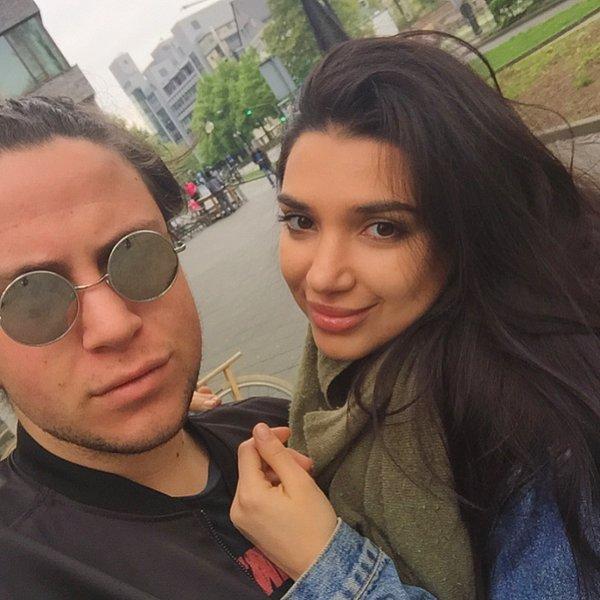 Son olarak 5 yıllık erkek arkadaşı Alexander Georgakopoulos ile evleneceği haberleriyle gündem olan Su El Roman, şimdi müzik dünyasına giriş yapmaya hazırlanıyor.