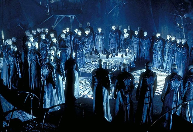 29. Gizemli Şehir (1998) Dark City