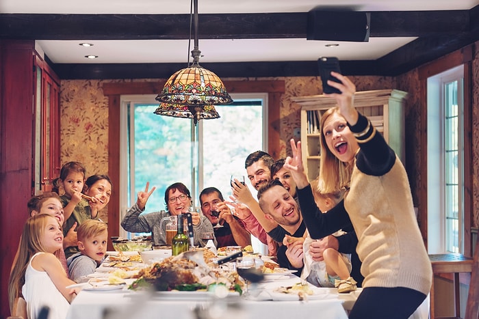 Aile ile Geçirilen Yılbaşı Akşamlarının 11 Vazgeçilmezi