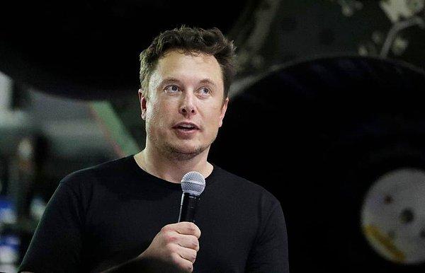 Elon Musk paylaşımından sonra takipçilerinden gelen onlarca soruyu da cevaplamayı ihmal etmedi.