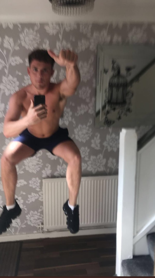 «Я получил много сообщений, но люди в них смеются по большей части. Я еще не получил серьезного предложения».