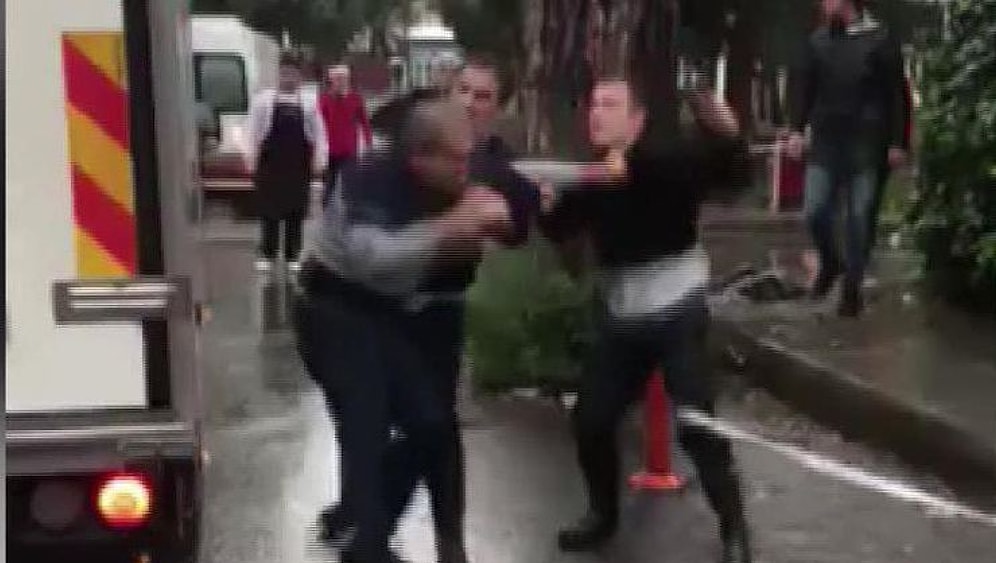 Hastanede Yanlış Park Ettiği İçin Bir Vatandaşı Tekme Tokat Döven Güvenlik Görevlileri!