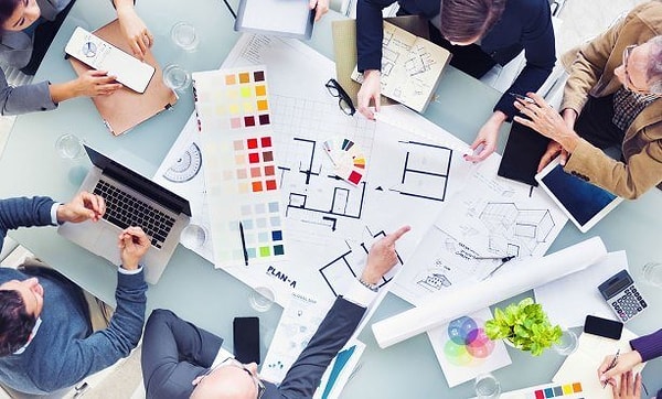 Место силы для вас там, где жизнь кипит. А вы играете ключевую роль в решении большой задачи.