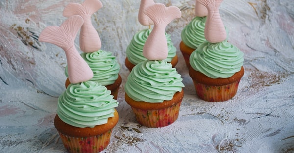 4. Что было прикреплено к хвосту Русалочки в ее пятнадцатилетие?