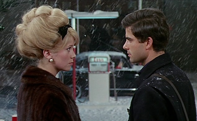 ‘Cherbourg Şemsiyeleri’, Jacques Demmy (1964)