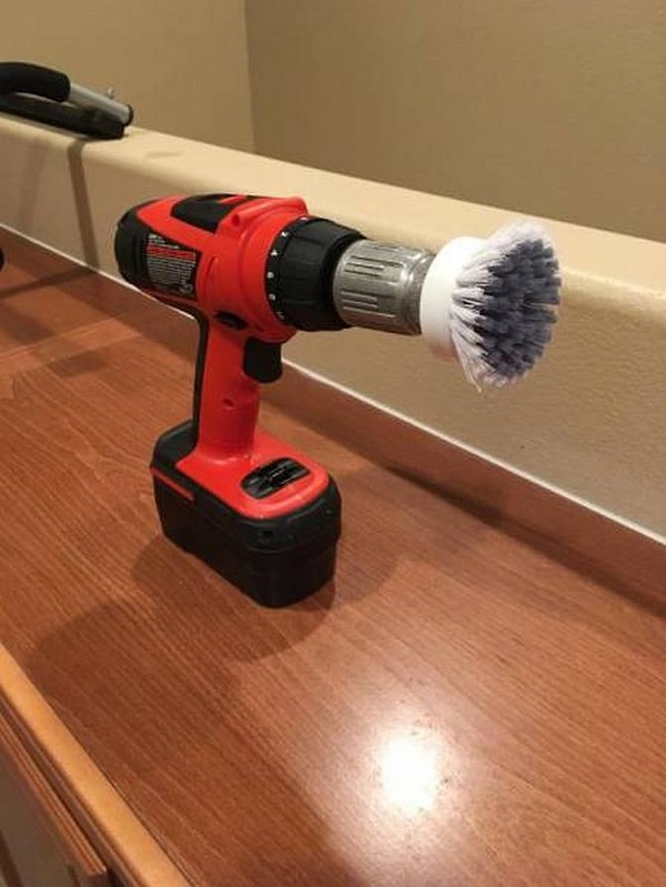 8. С таким самодельным приспособлением можно очистить все на свете