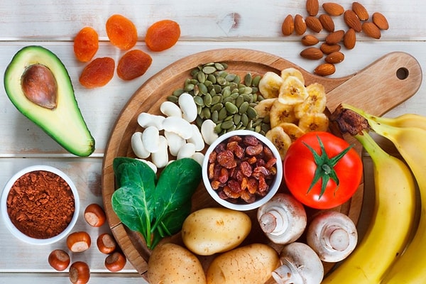 3. Как называется процесс, при котором пища расщепляется на питательные вещества?